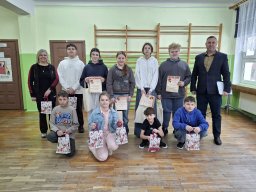 Uczniowie naszej szkoły w Strażackim Konkursie Plastycznym